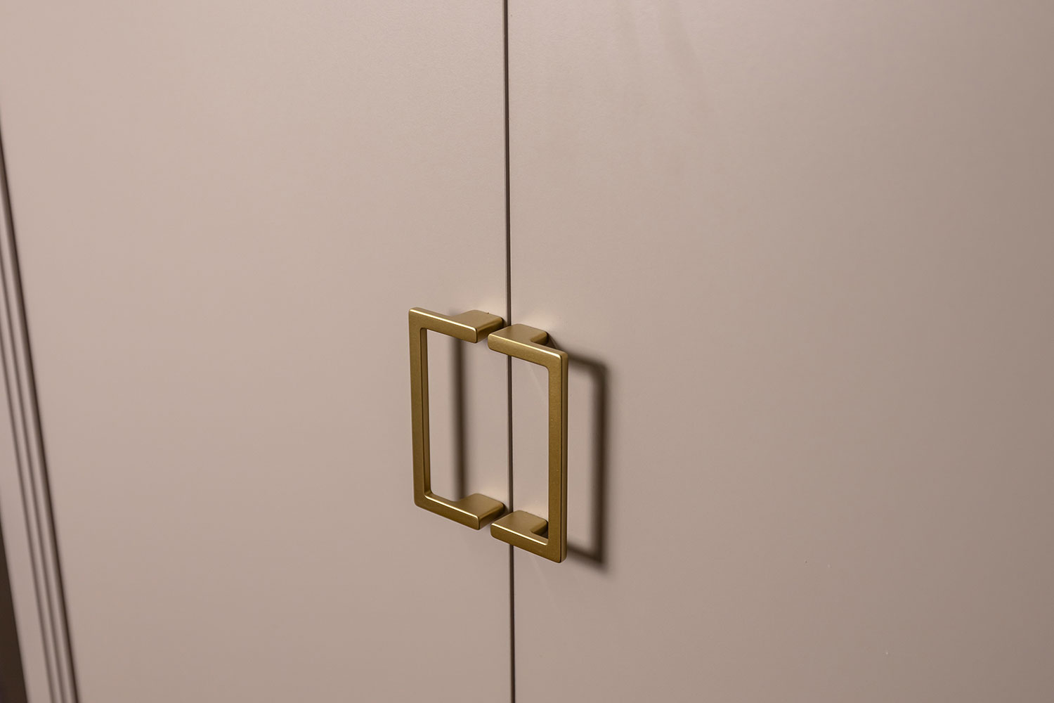 Шкафы платяные - изображение №6 "Шкаф Дольче с полками ДЛ-011.00 (1 комплект)"  на www.Angstrem-mebel.ru