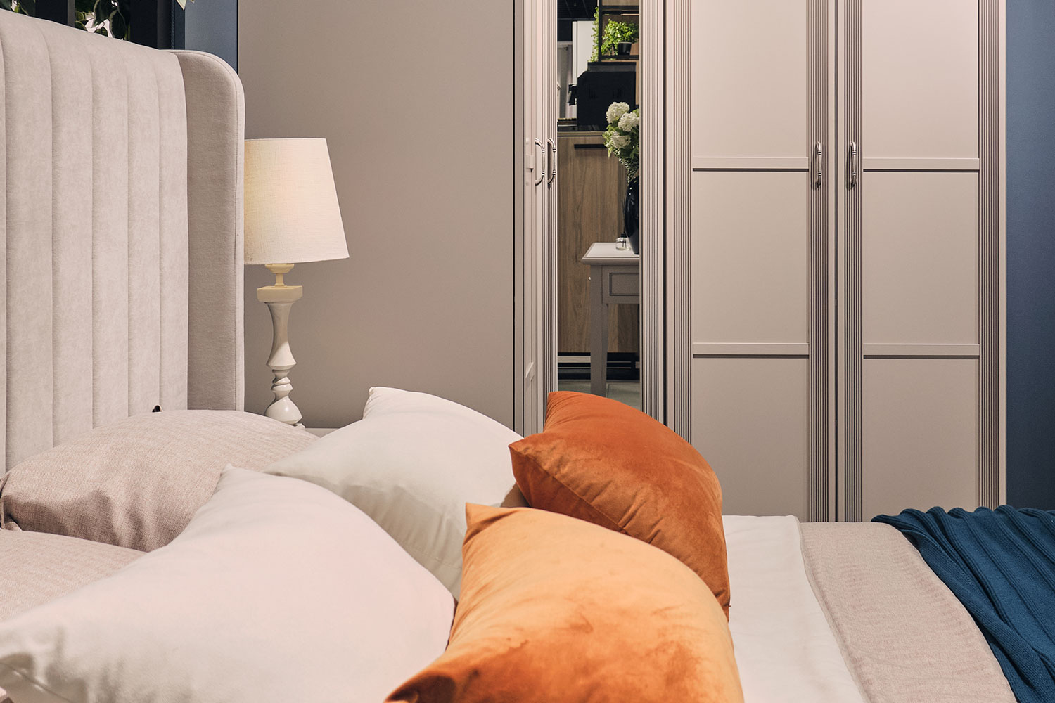 Двуспальные кровати - изображение №8 "Кровать Аделия 160 х 200"  на www.Angstrem-mebel.ru