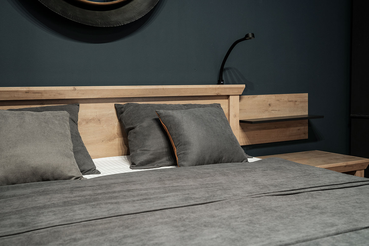 Двуспальные кровати - изображение №14 "Кровать Магнум 160 х 200"  на www.Angstrem-mebel.ru