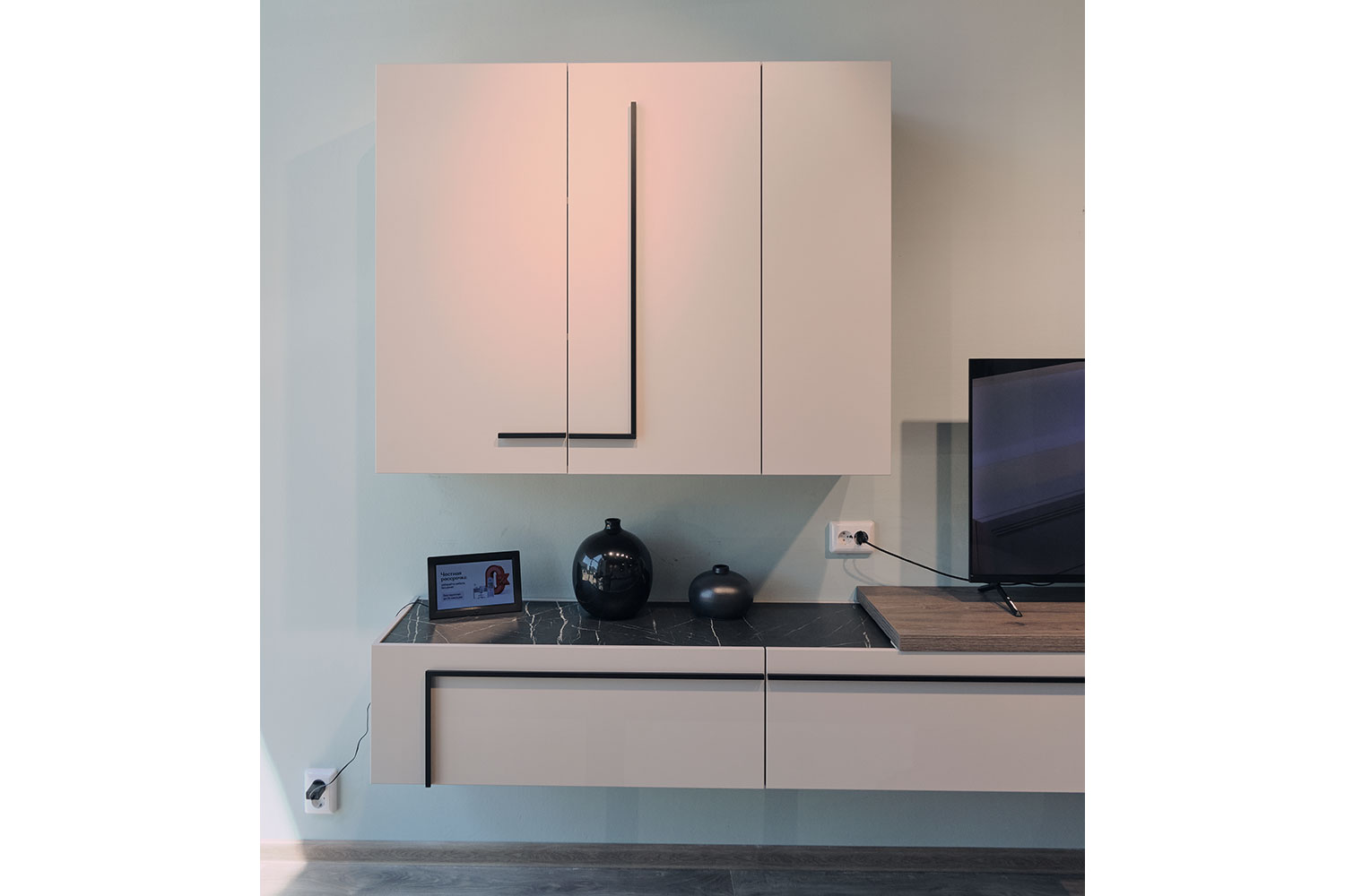 Навесные шкафчики - изображение №8 "Настенный шкаф Милагро"  на www.Angstrem-mebel.ru