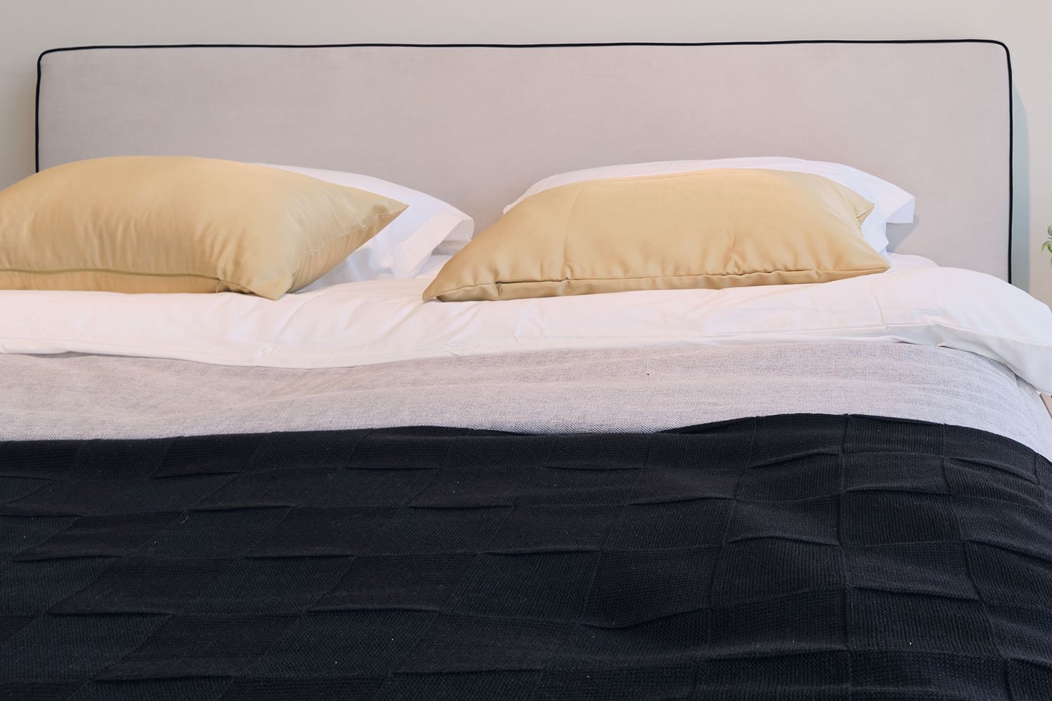 Двуспальные кровати - изображение №10 "Кровать Малага"  на www.Angstrem-mebel.ru