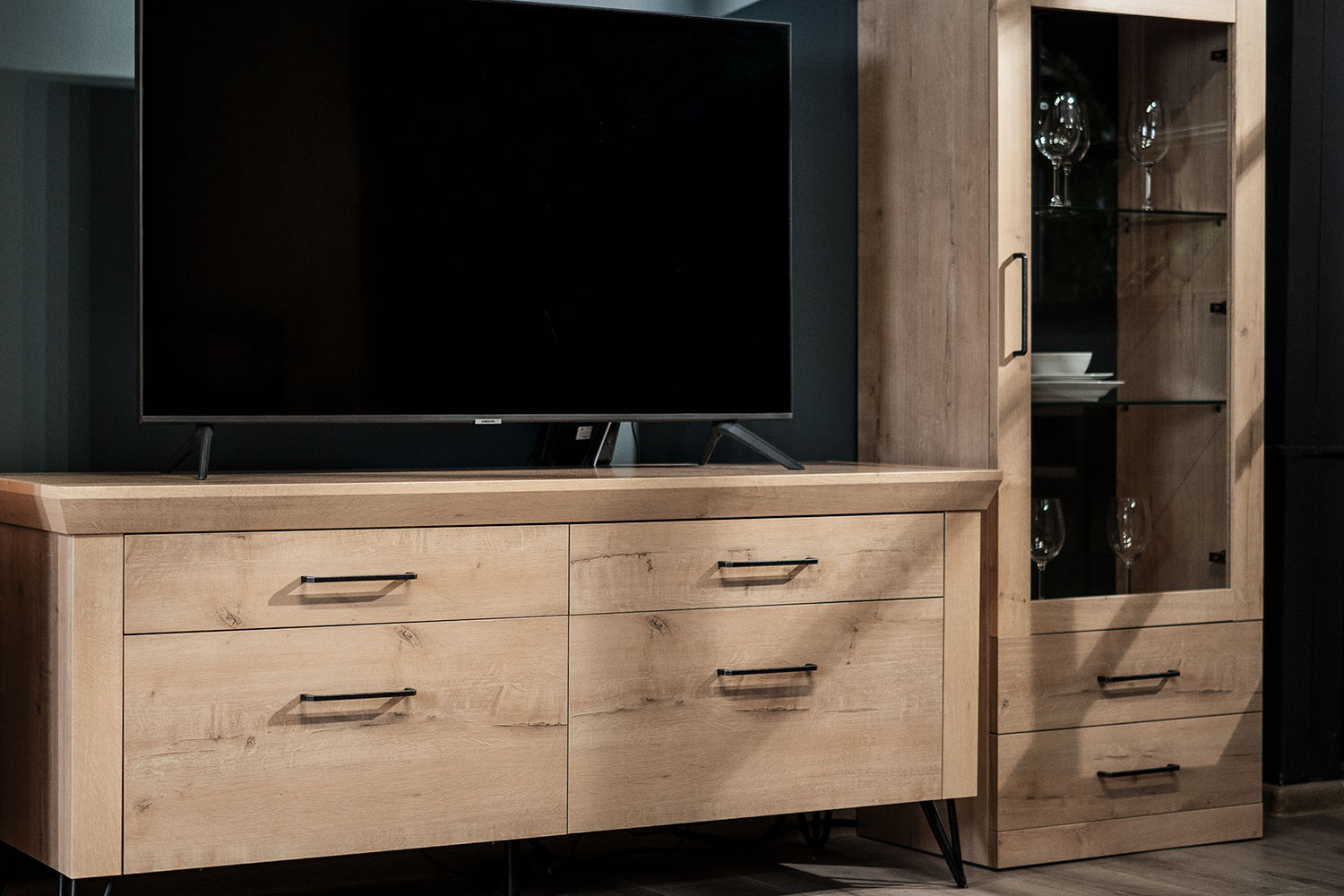 Комбинированные шкафы - изображение №8 "Шкаф Магнум"  на www.Angstrem-mebel.ru