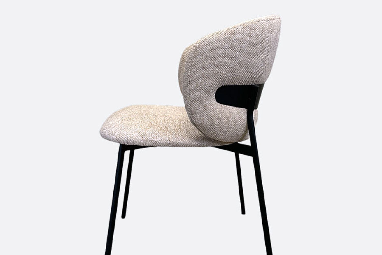 Кухонные стулья - изображение №3 "Стул Слил бежевый / опоры черные"  на www.Angstrem-mebel.ru