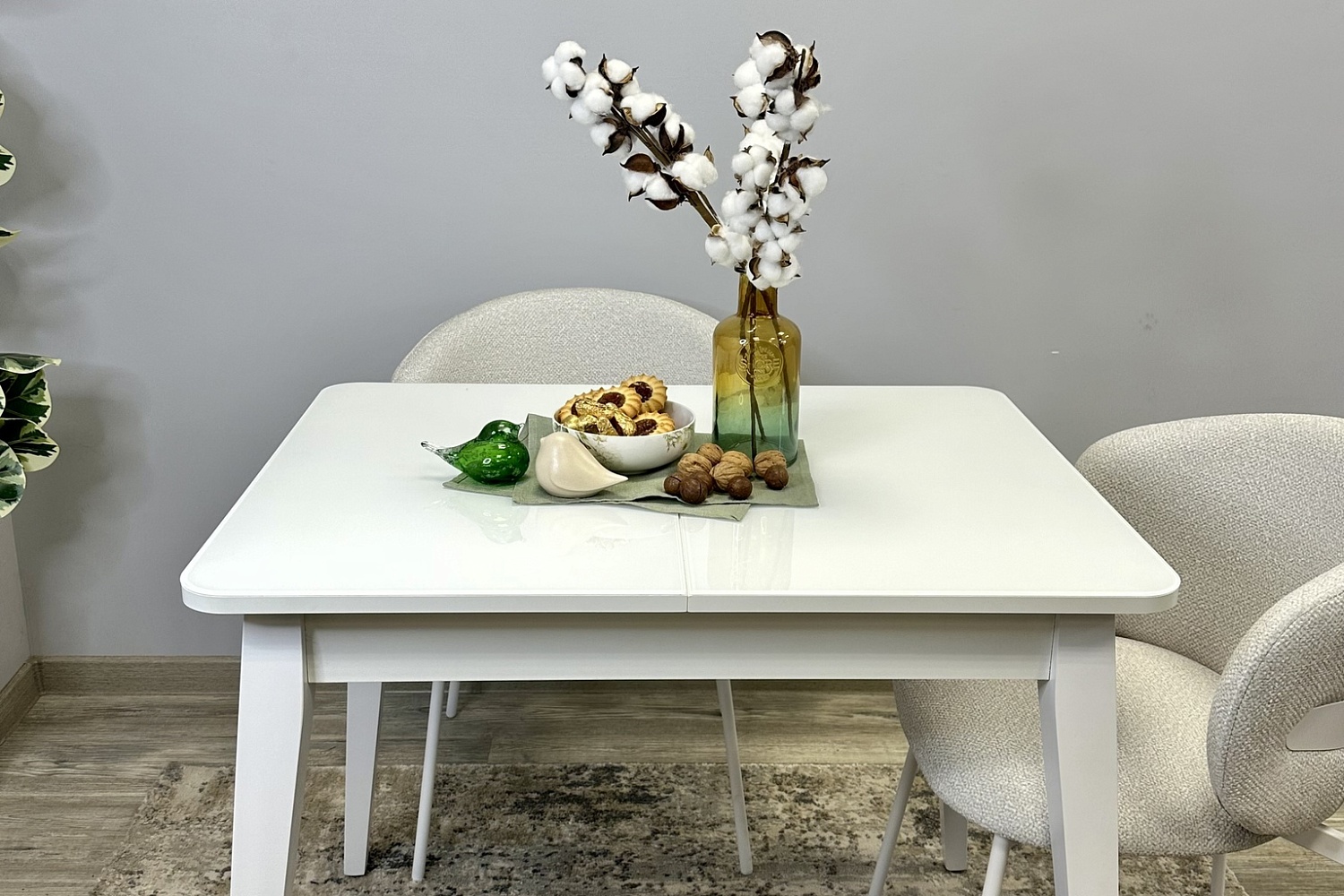 Обеденные столы - изображение №4 "Стол обеденный Орпен опоры белый/столешница белый глянец"  на www.Angstrem-mebel.ru